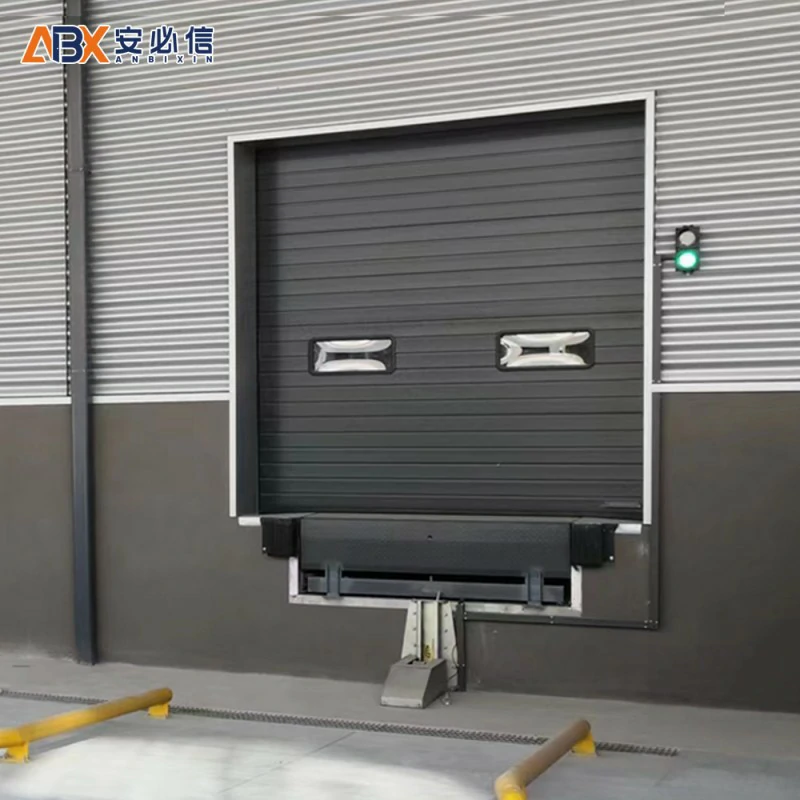 武威翻板滑升门